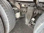 4 Underbody - Truck with 