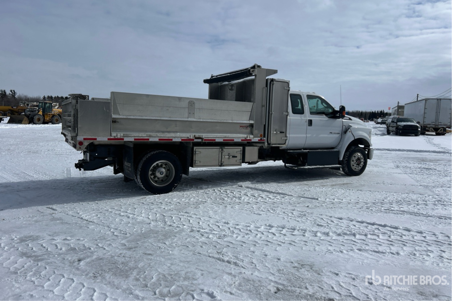 General Appearance with Imagen: esquina trasera derecha