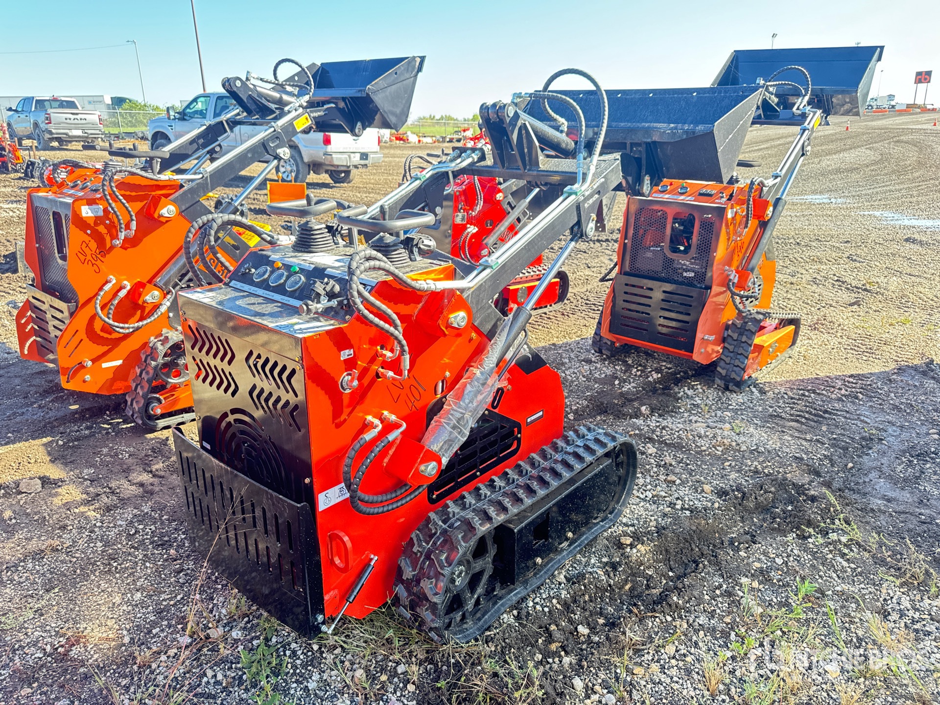 MINI CARGADOR SOBRE ORUGAS COMPACTO 2025 SDLOOL SL380R