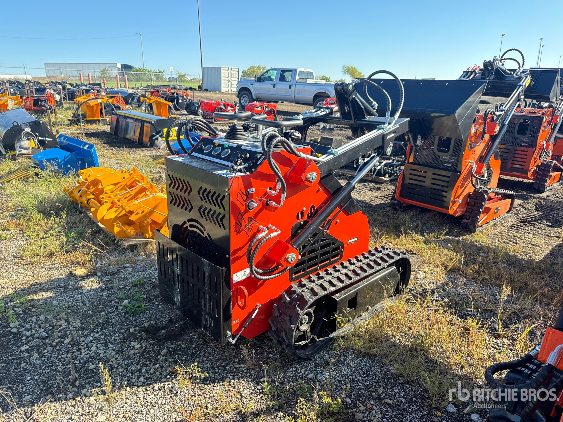 MINI CARGADOR SOBRE ORUGAS COMPACTO 2025 SDLOOL SL380R