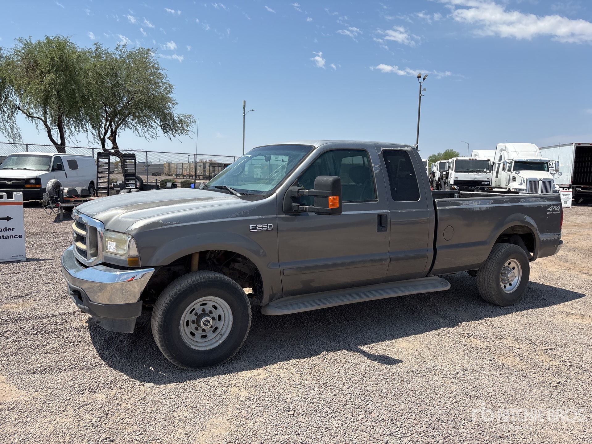 General Appearance with Featured Photo