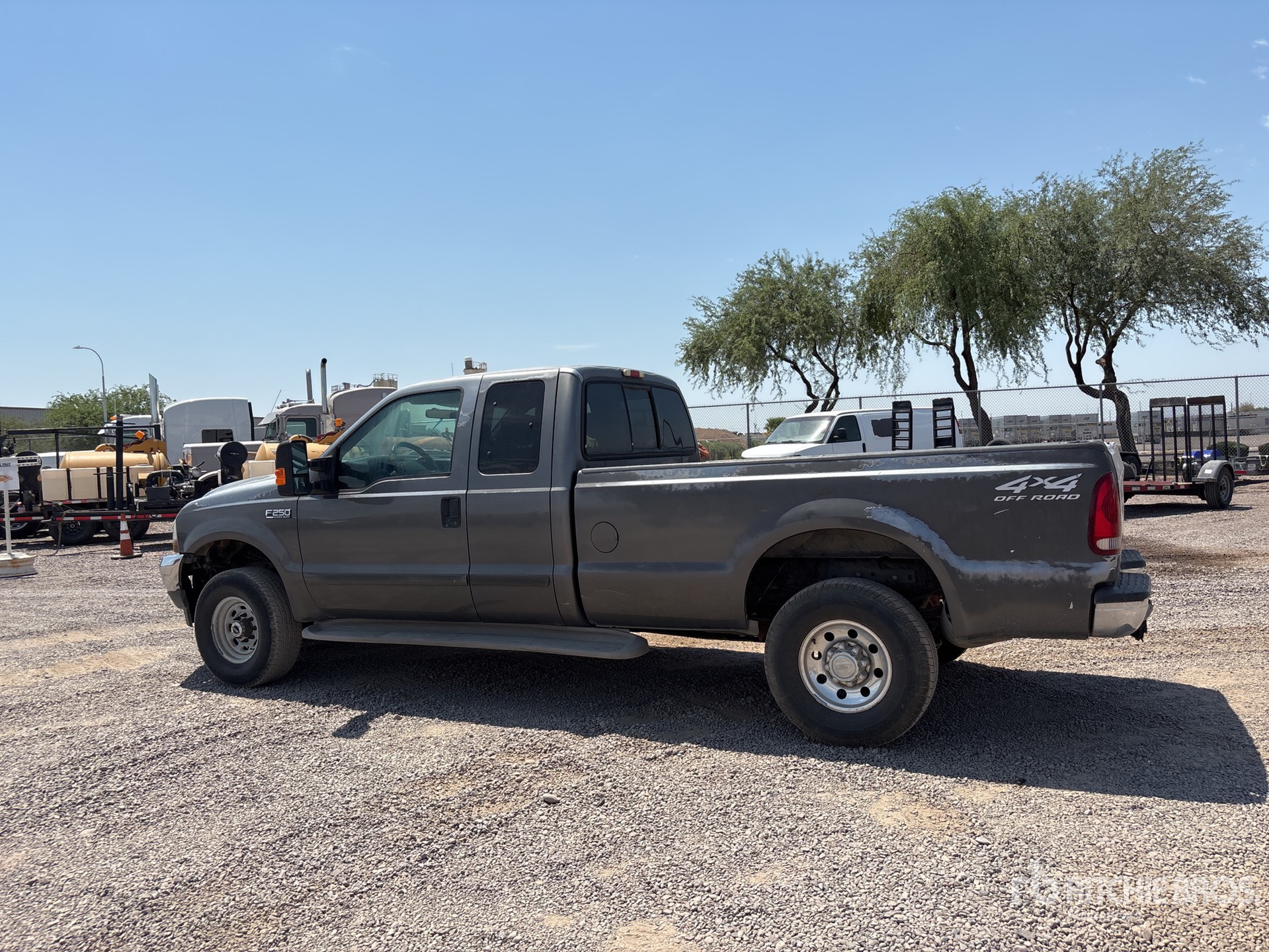 General Appearance with Picture, Left Rear Corner