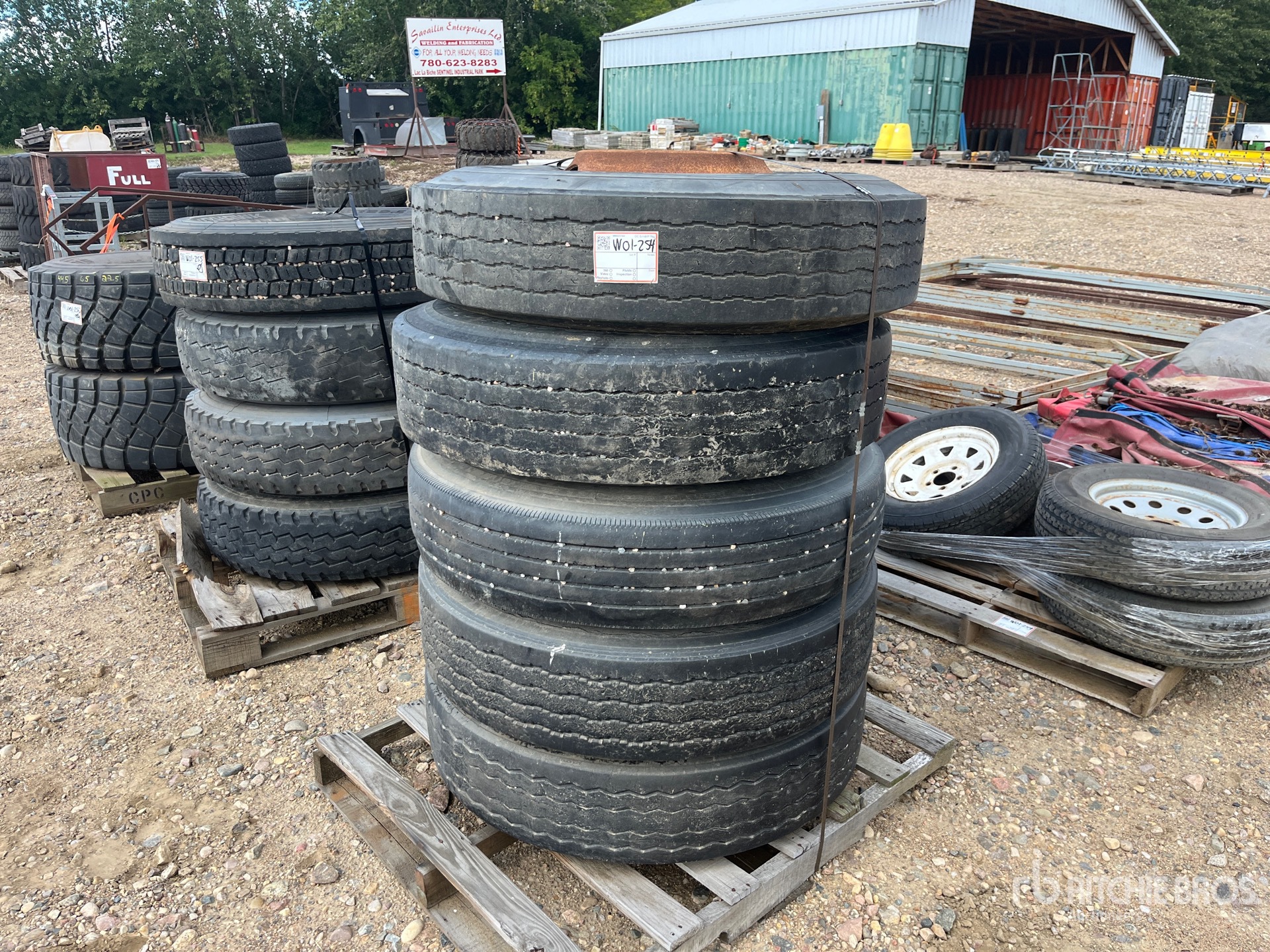 General Appearance with Picture, Left Front Corner