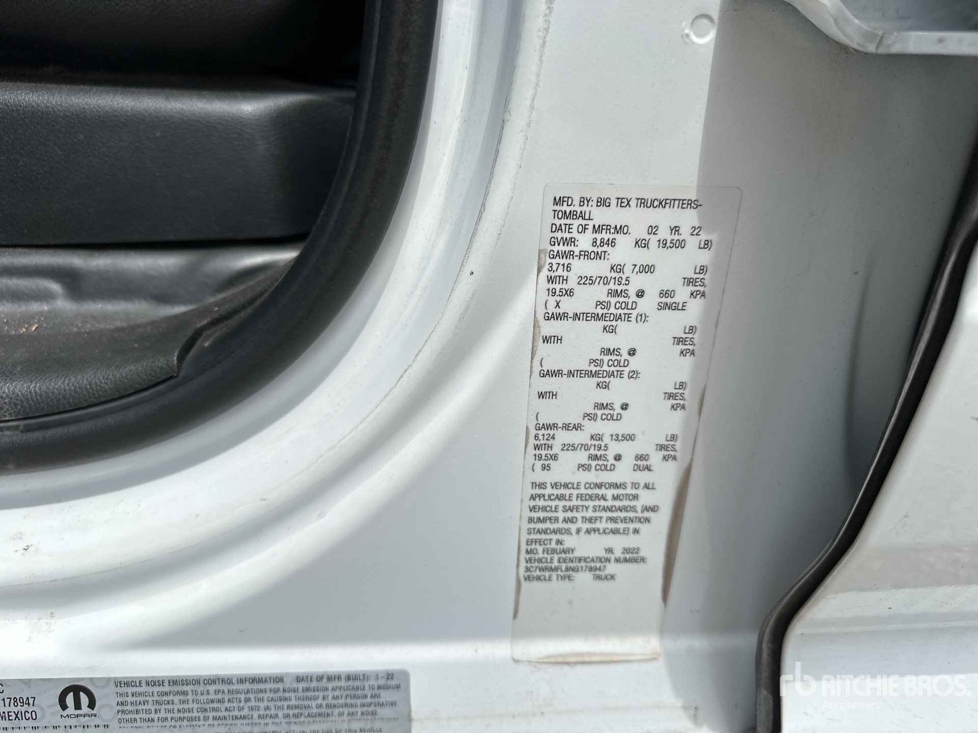General Appearance with Serial Number / VIN