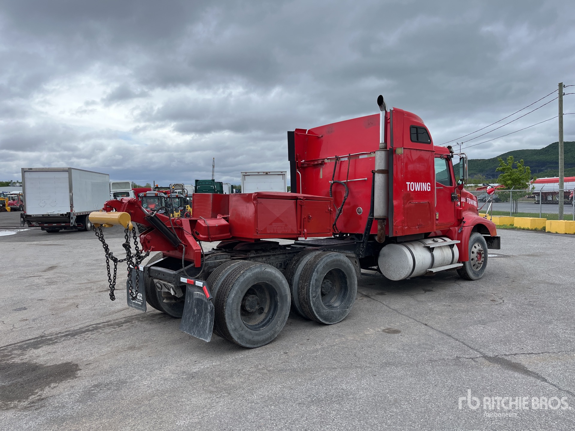 General Appearance with Picture, Right Rear Corner