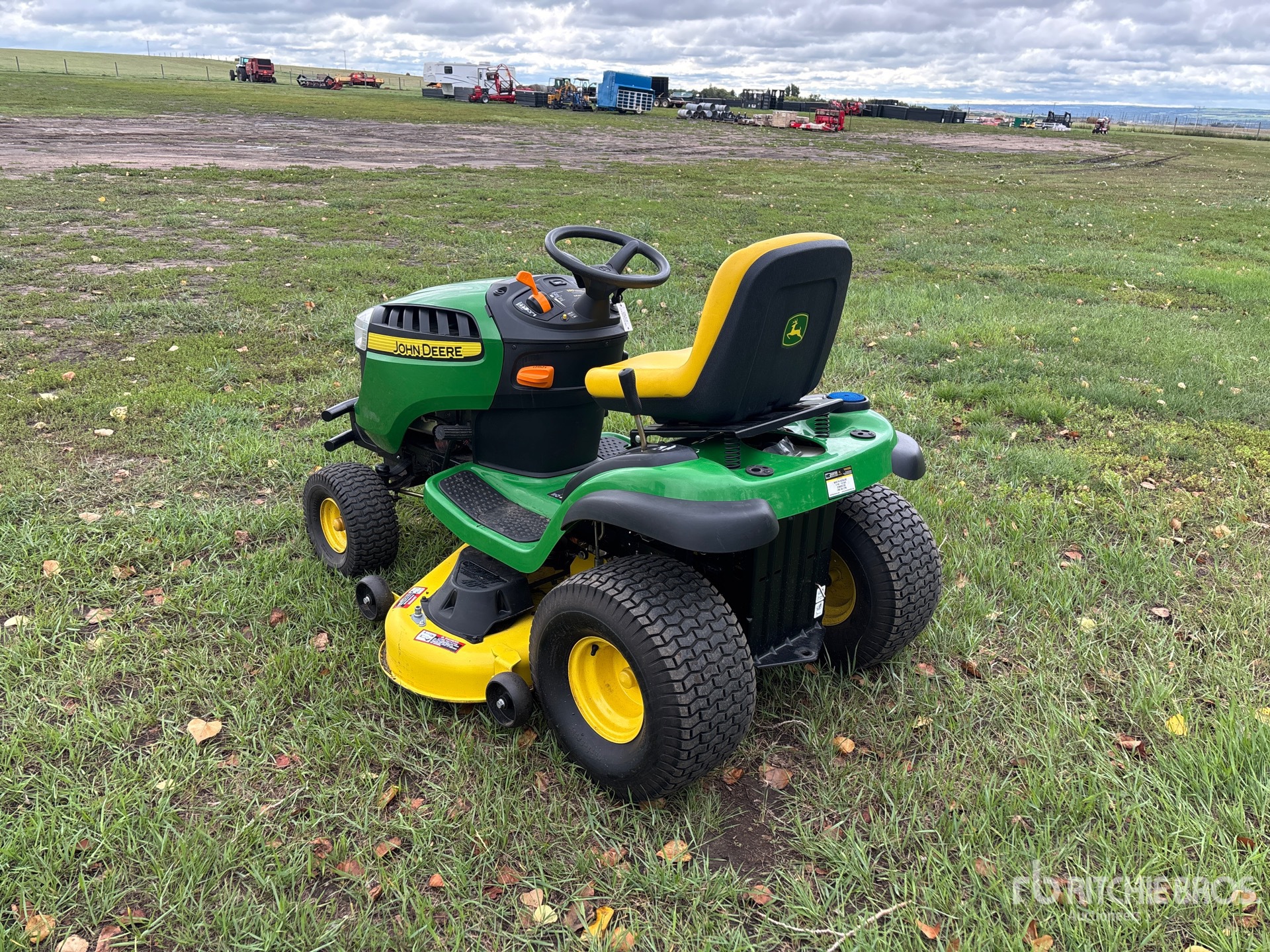 General Appearance with Picture, Left Rear Corner