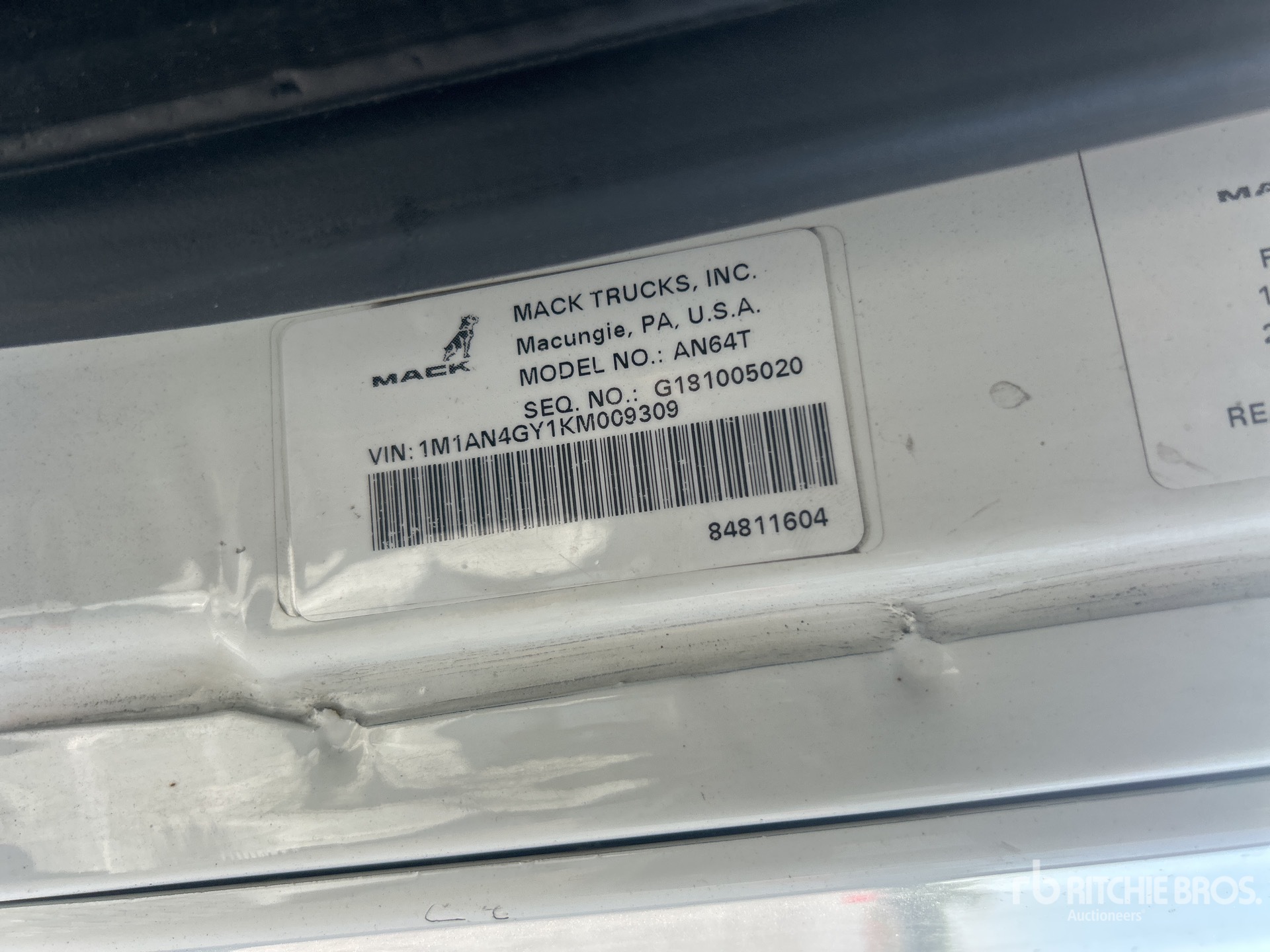General Appearance with Serial Number / VIN