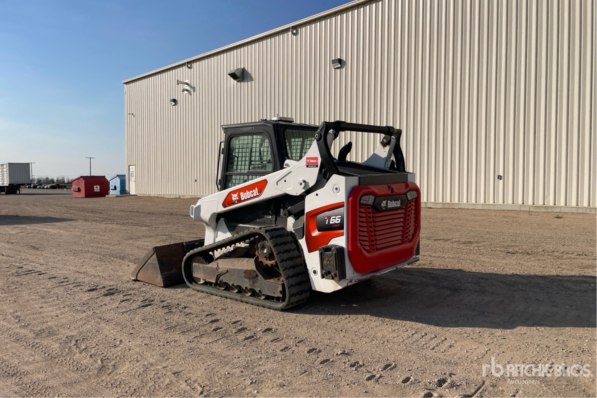 MINI CARGADOR SOBRE ORUGAS 2022 COMPAC T66