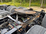 4 Underbody - Truck with 