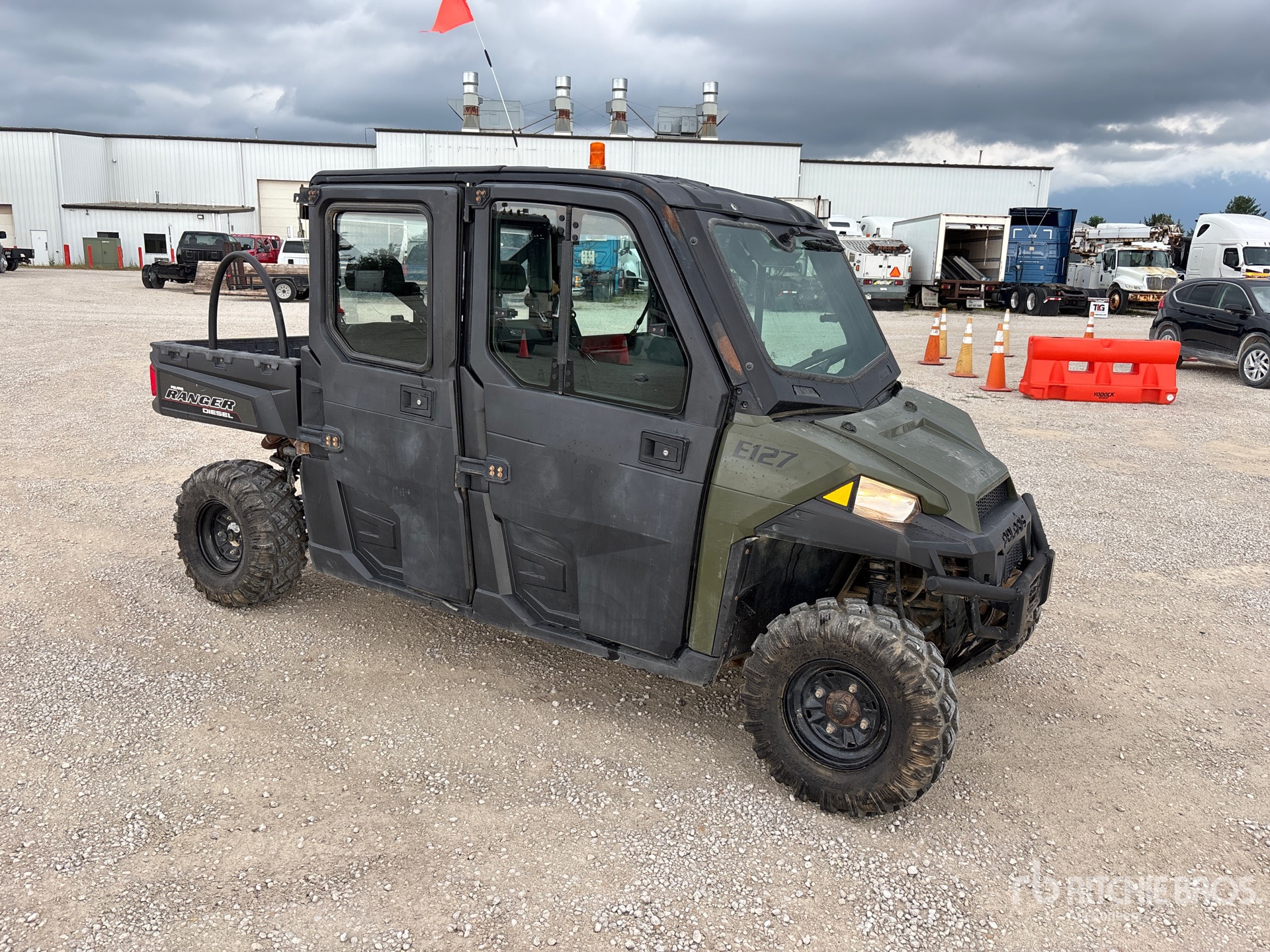 General Appearance with Picture, Right Front Corner