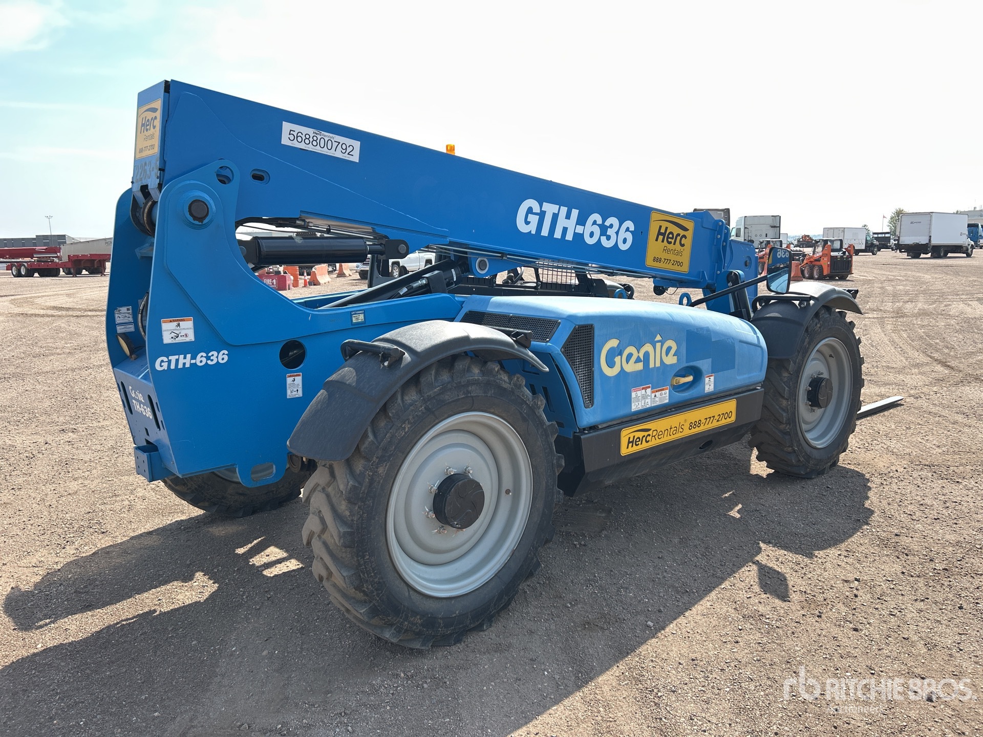 General Appearance with Picture, Right Rear Corner