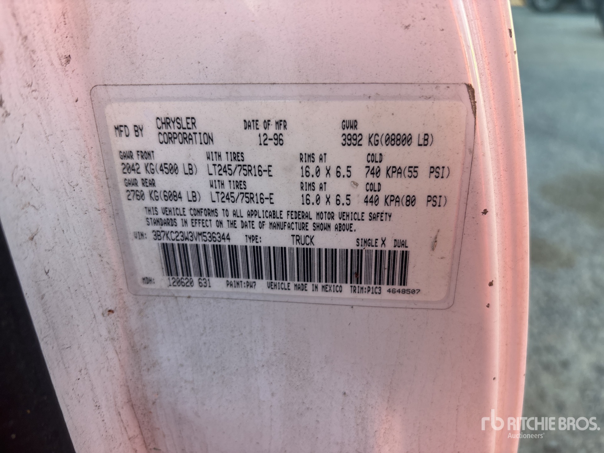 General Appearance with Serial Number / VIN