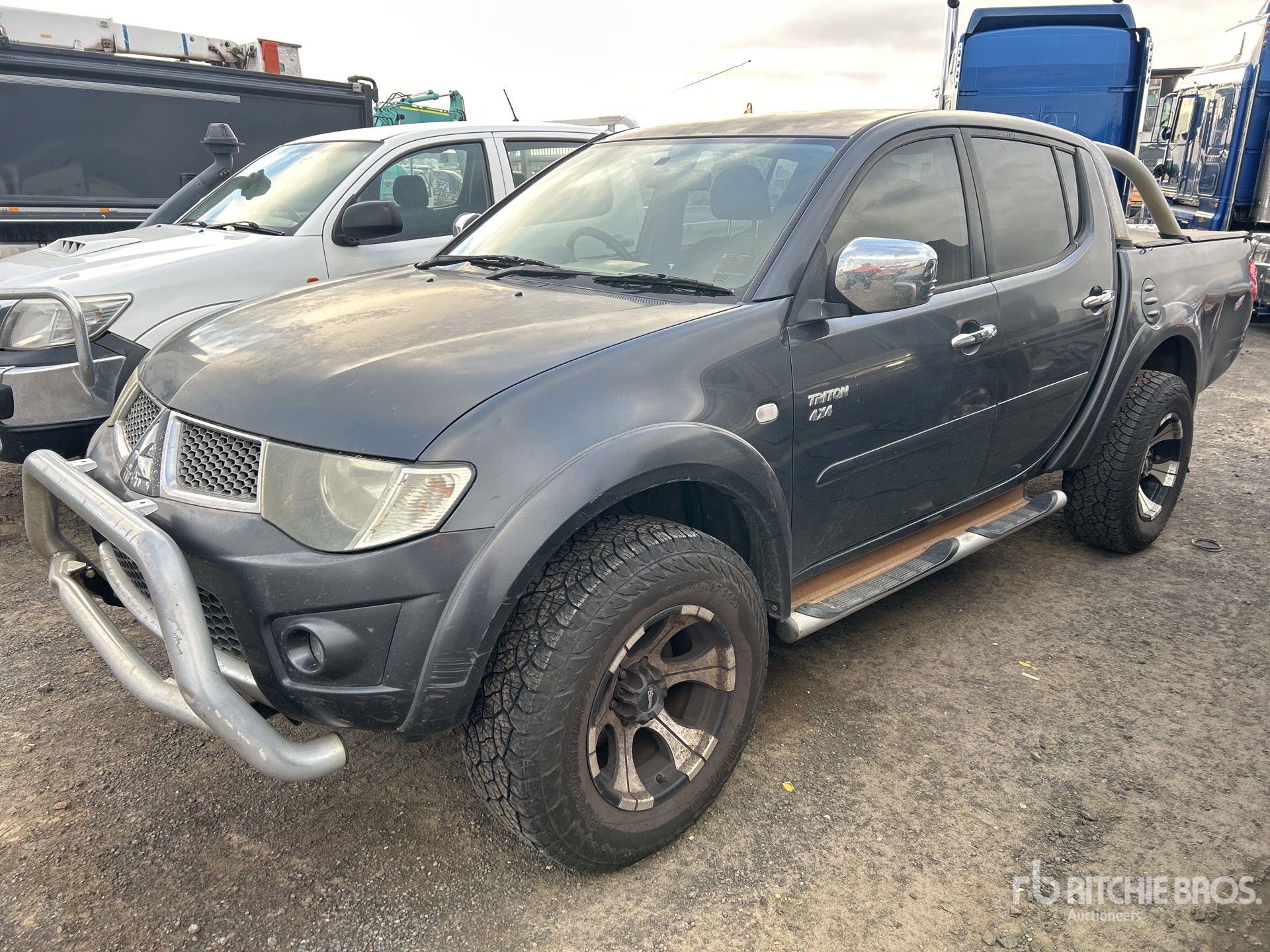 General Appearance with Picture, Right Front Corner