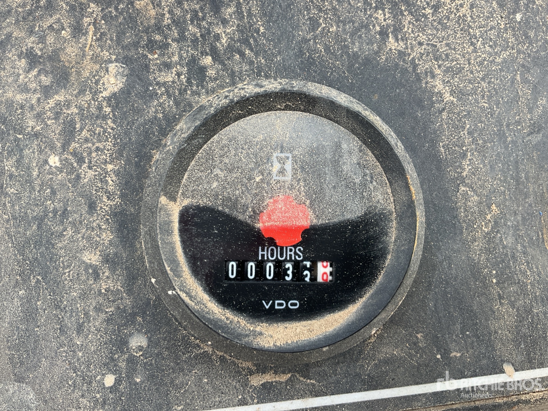 General Appearance with Hour Meter / Odometer