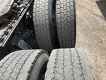 4 Underbody - Truck with 