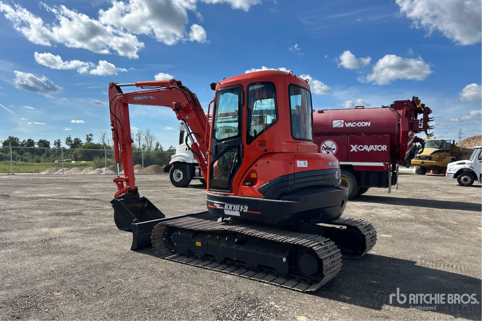 EXCAVADORA 2005 KUBOTA KX1613