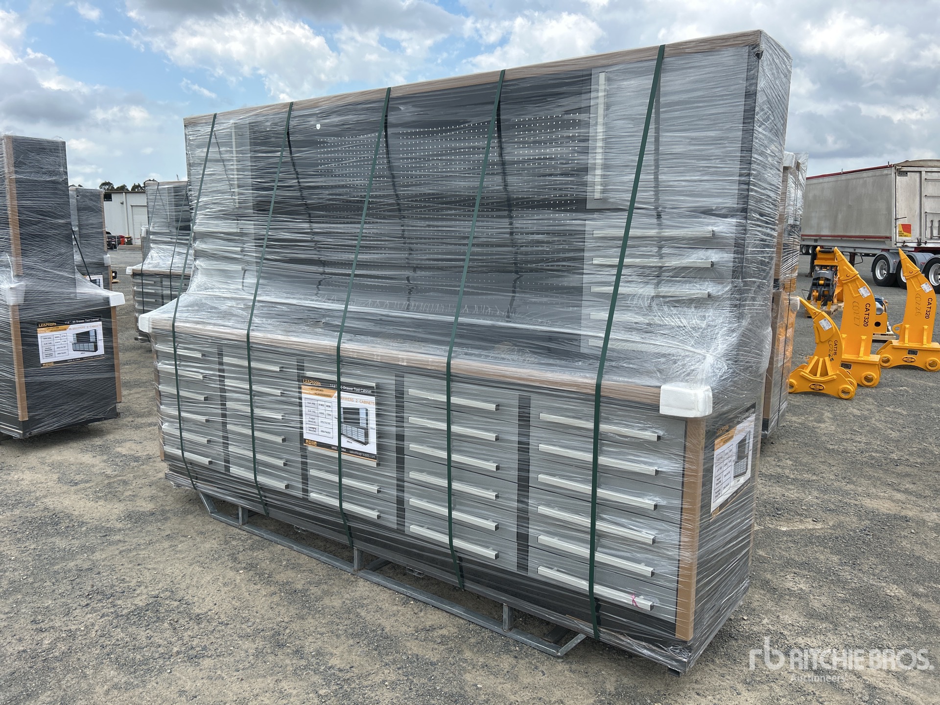 General Appearance with Picture, Left Front Corner