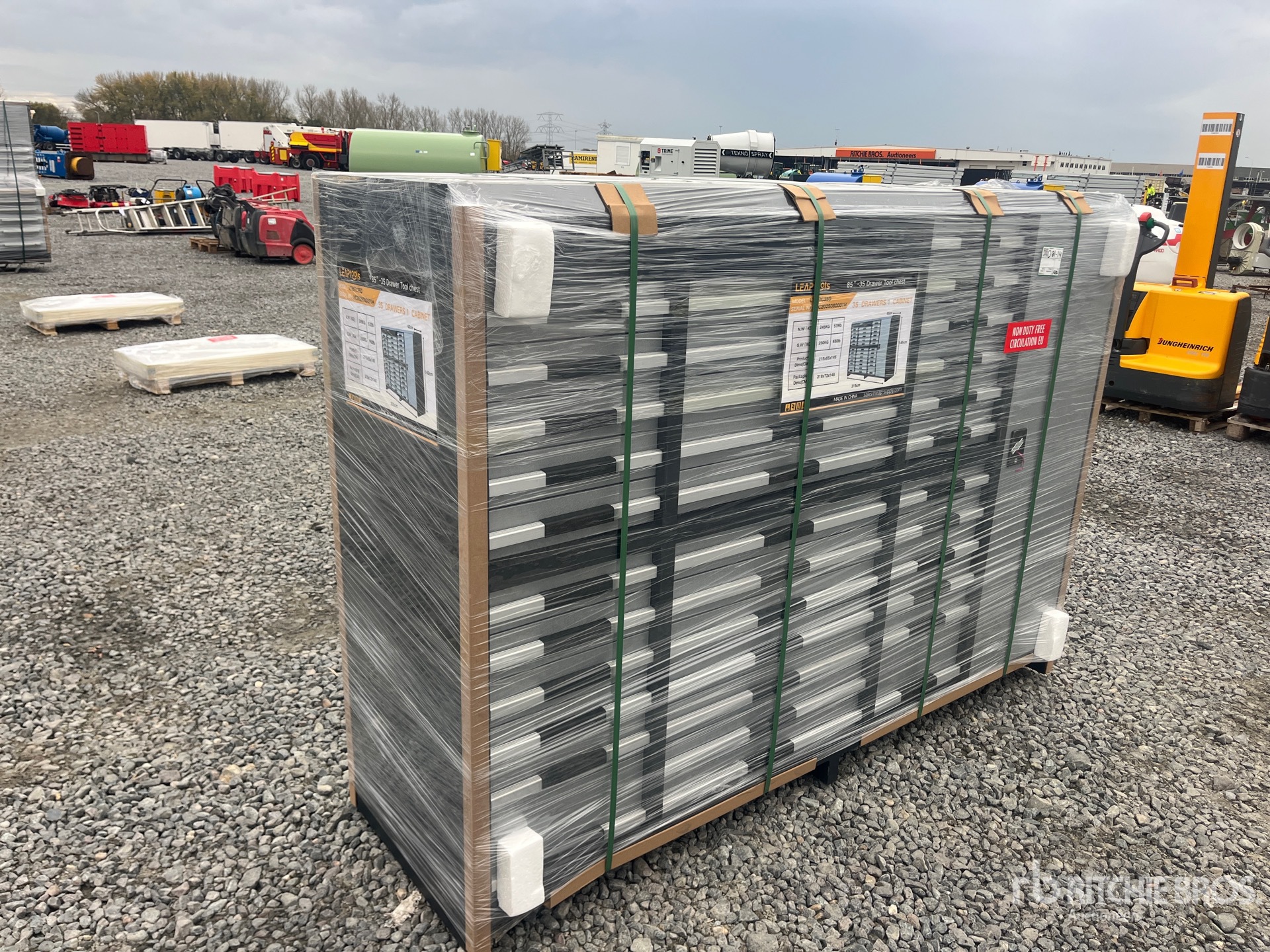 General Appearance with Picture, Left Rear Corner