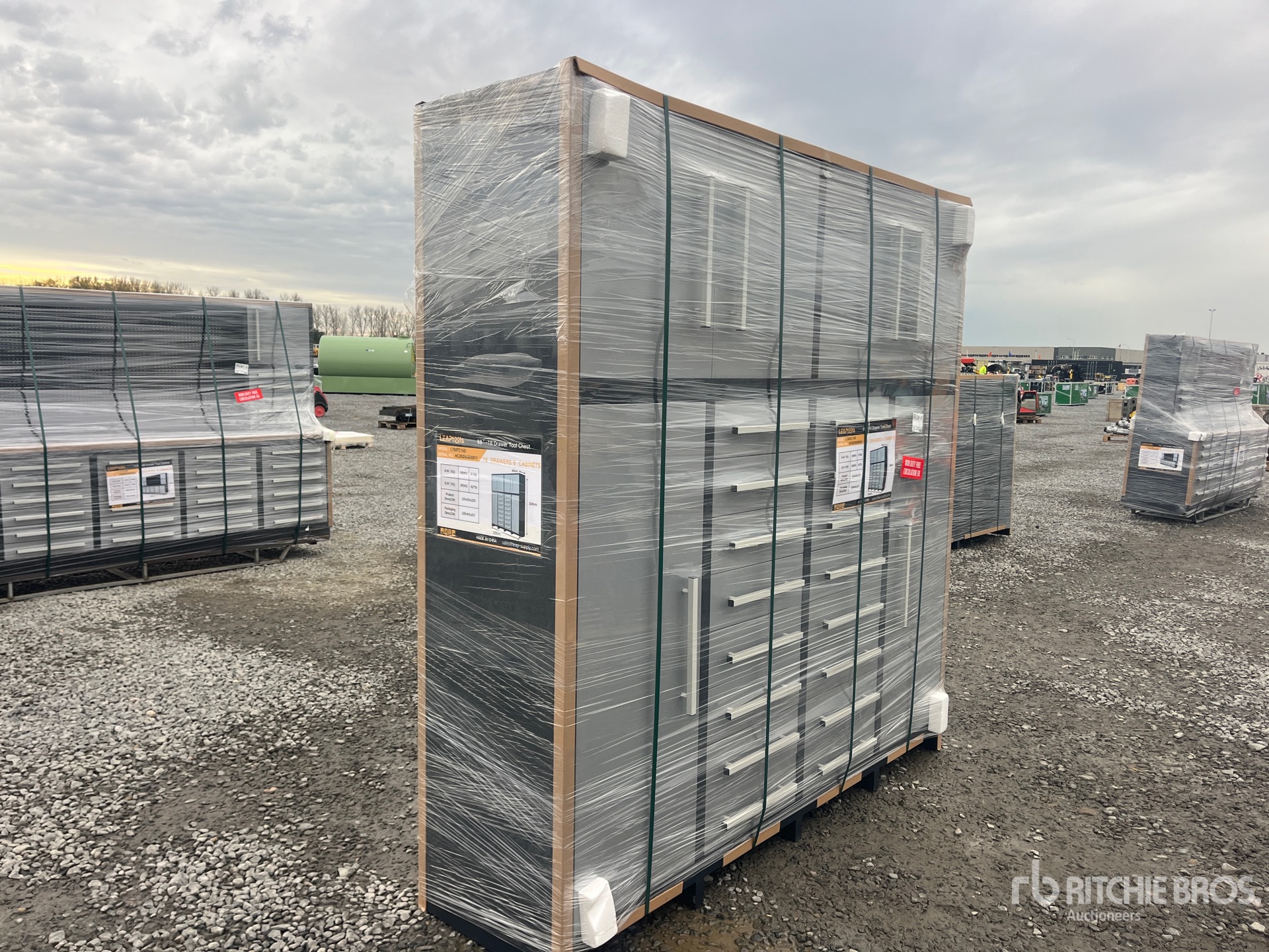 General Appearance with Picture, Right Front Corner