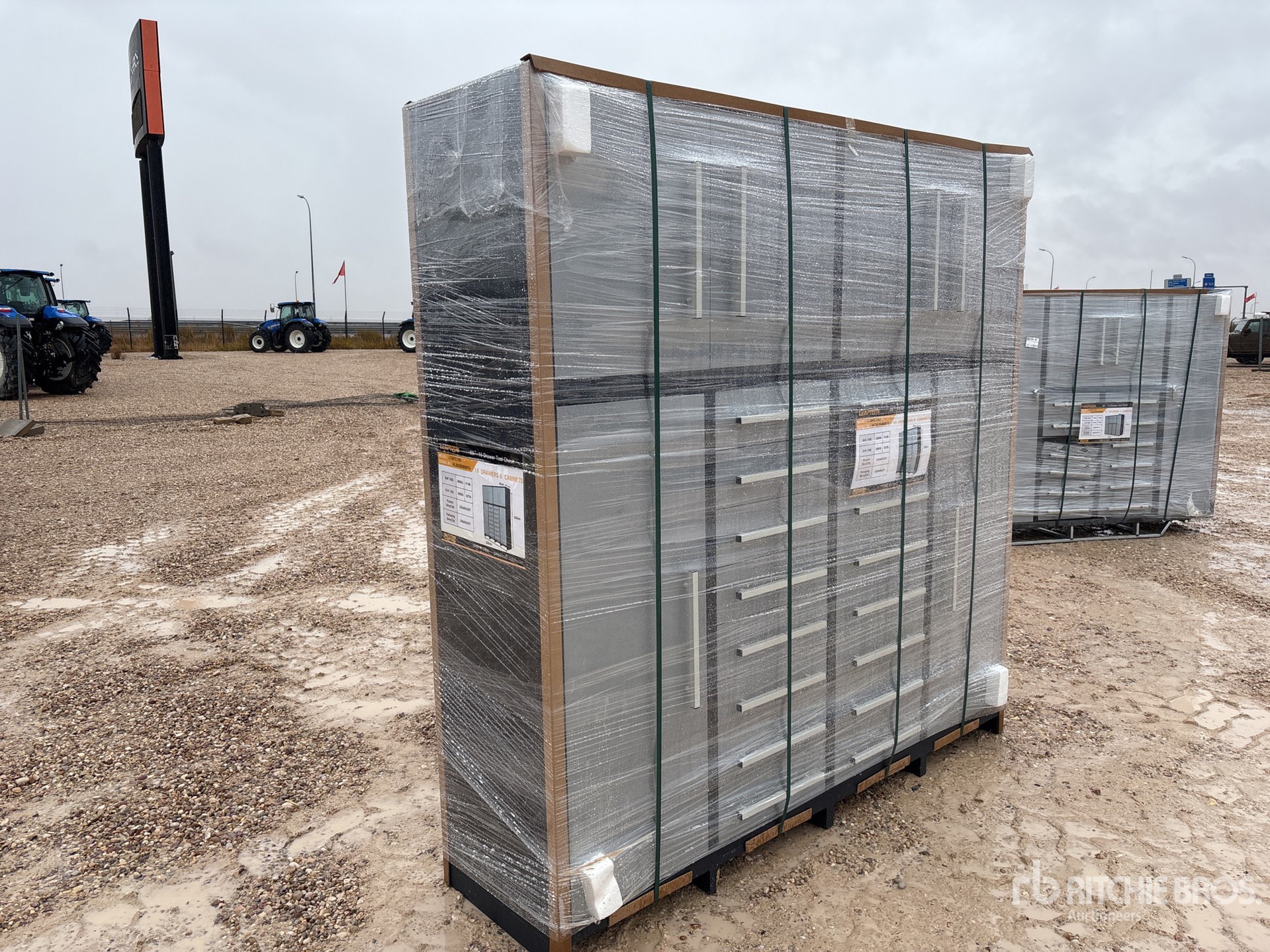 General Appearance with Picture, Left Front Corner