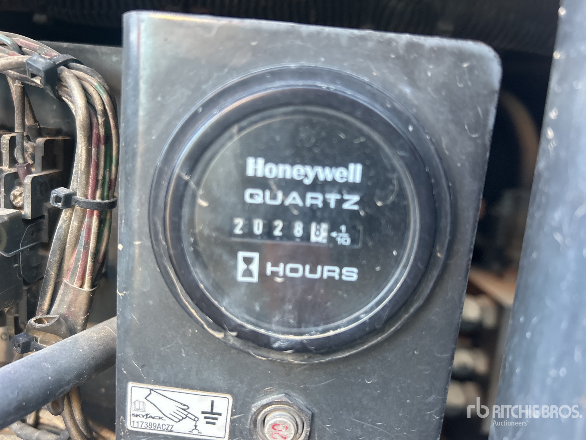 General Appearance with Hour Meter / Odometer