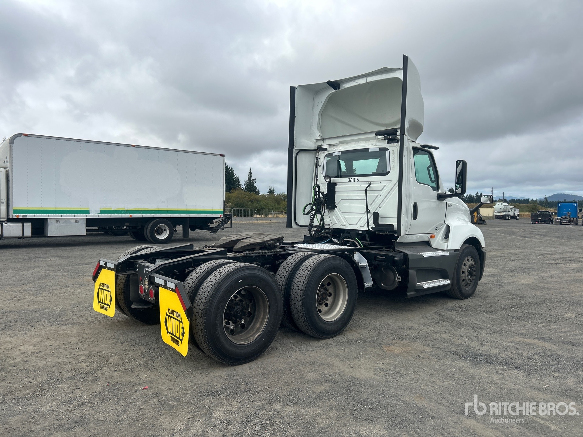 General Appearance with Picture, Right Rear Corner