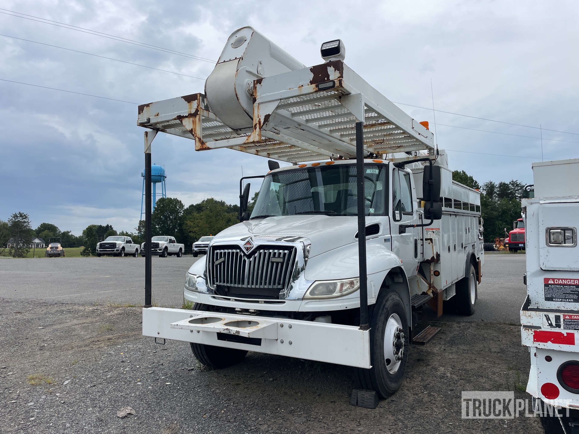 General Appearance with Foto, angolo anteriore destro