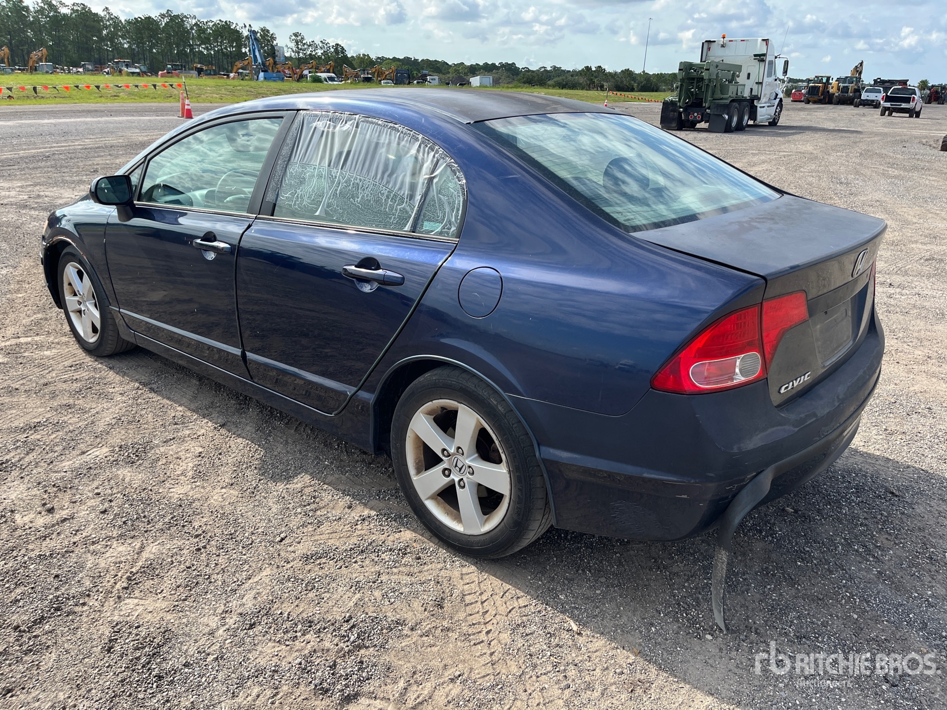 General Appearance with Picture, Left Rear Corner