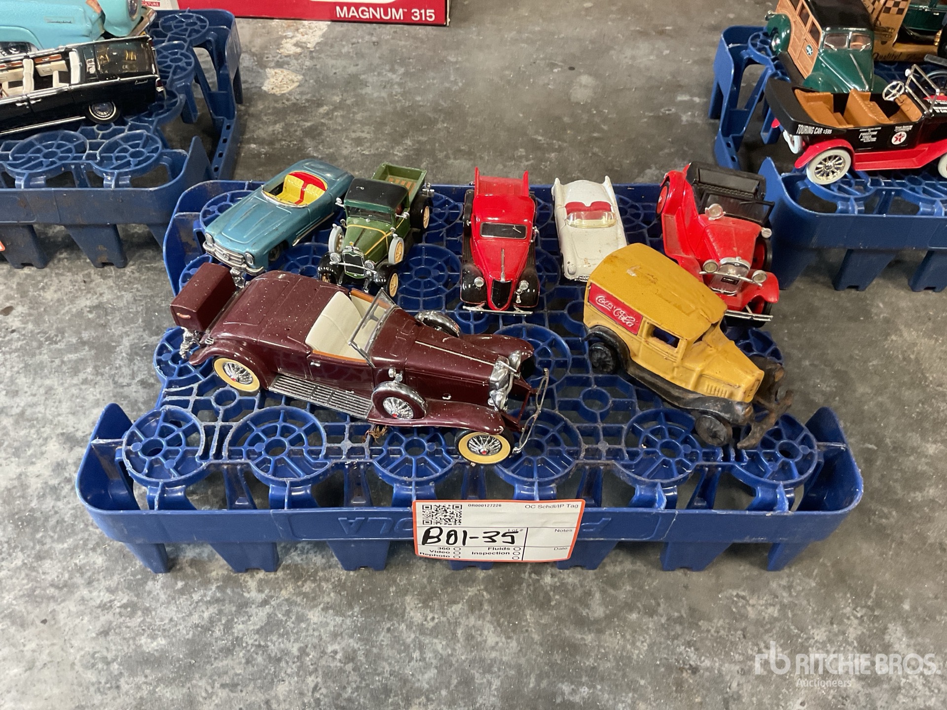 General Appearance with Featured Photo
