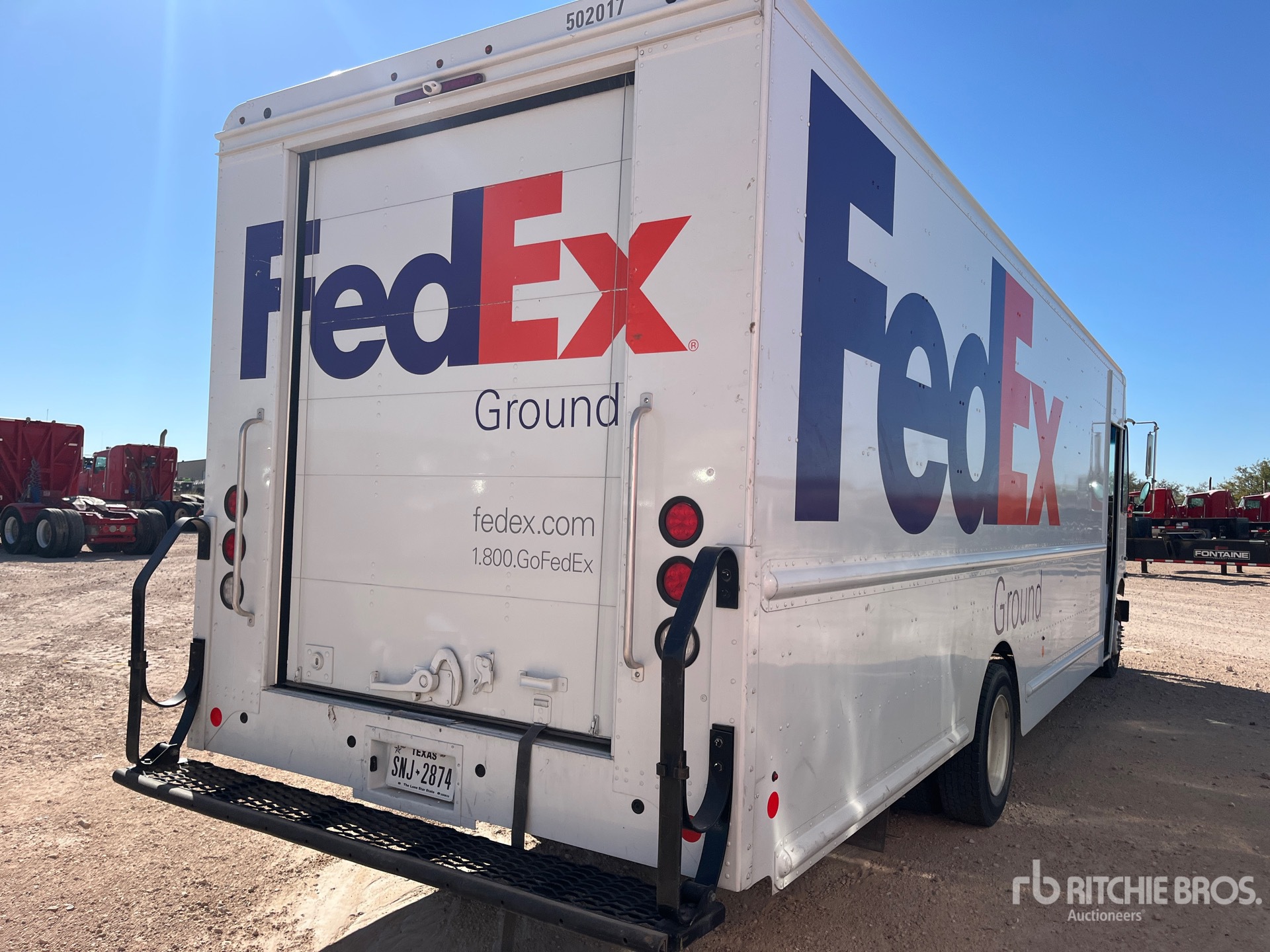 General Appearance with Picture, Right Rear Corner