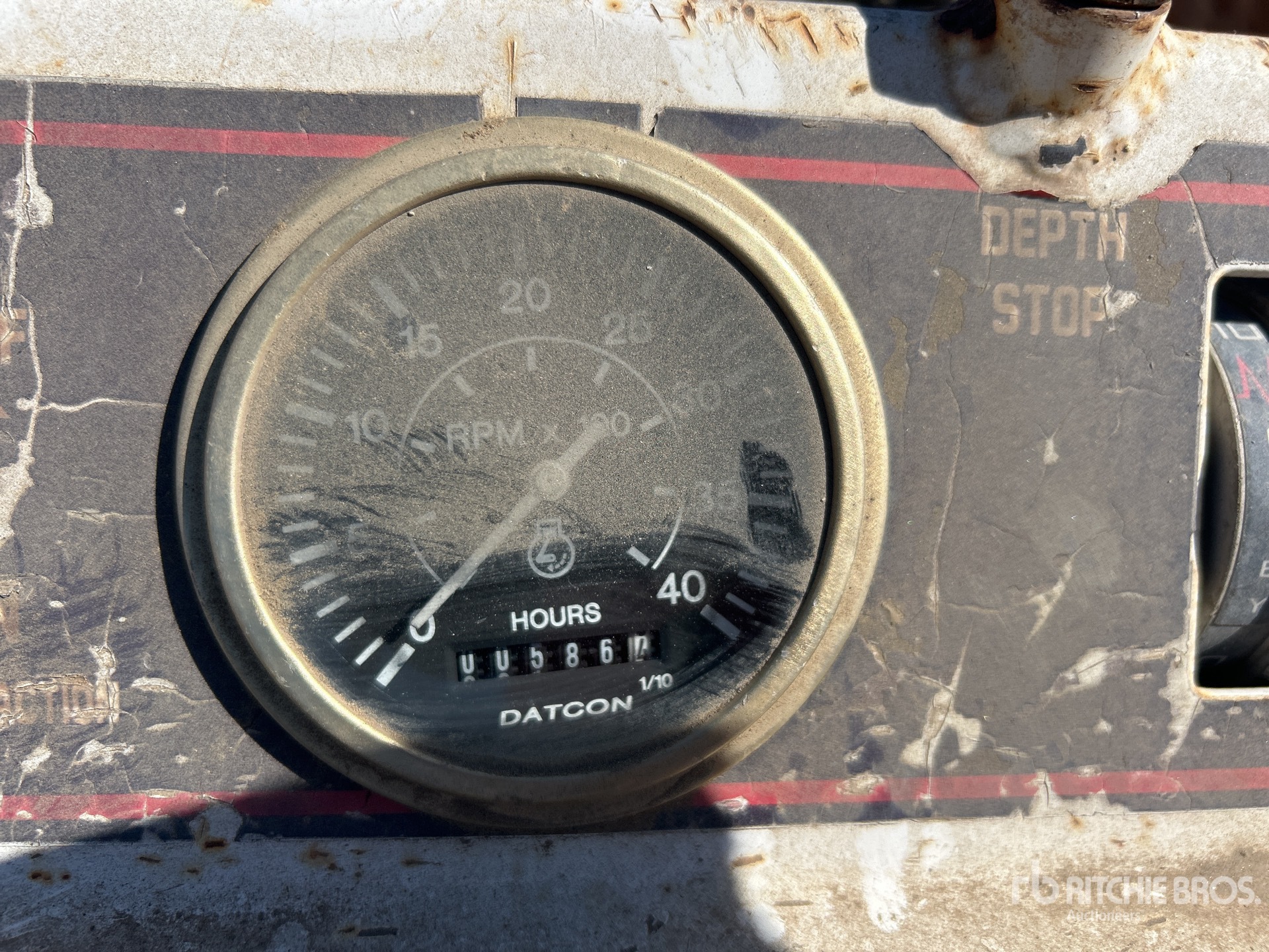 General Appearance with Hour Meter / Odometer