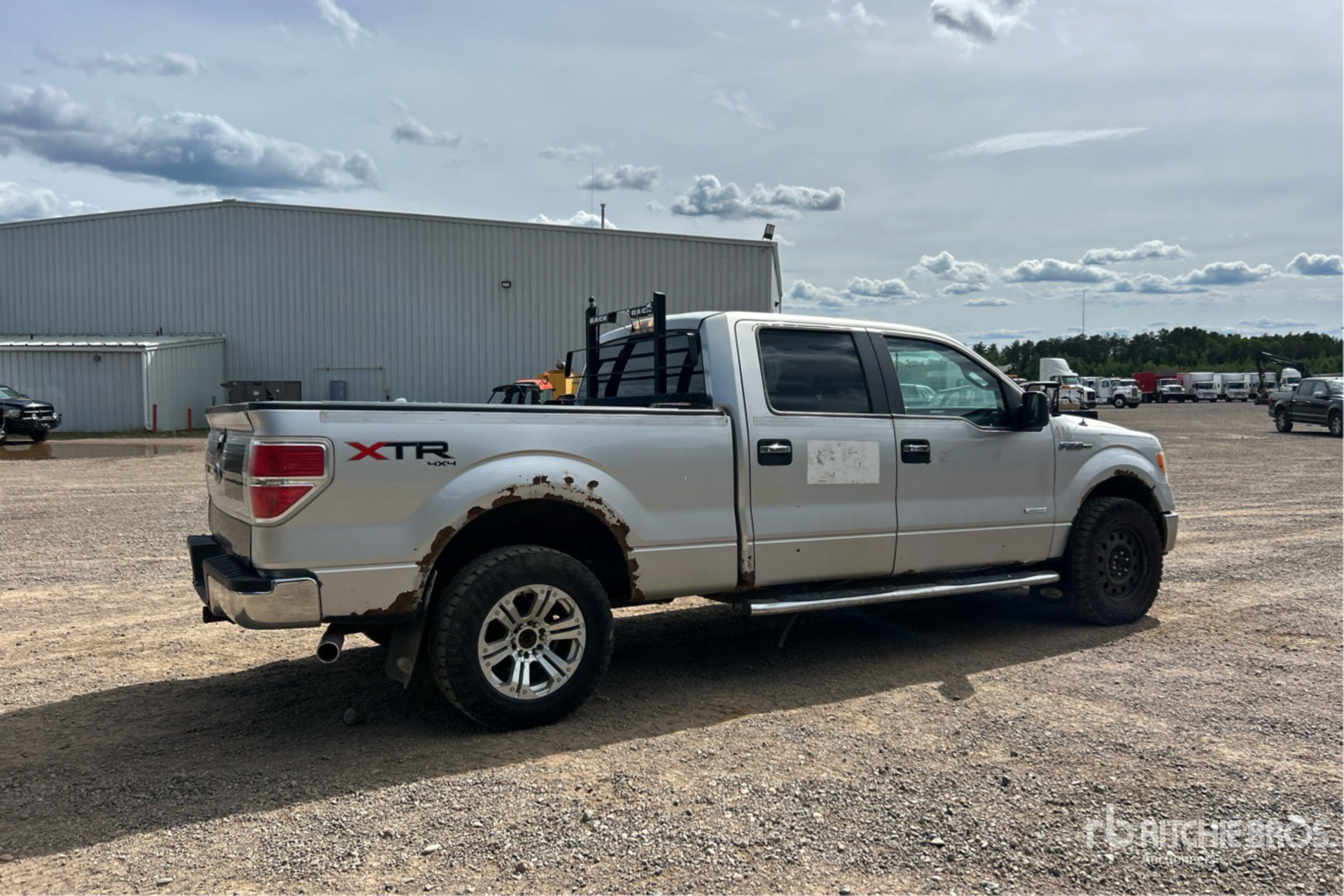 General Appearance with Picture, Right Rear Corner