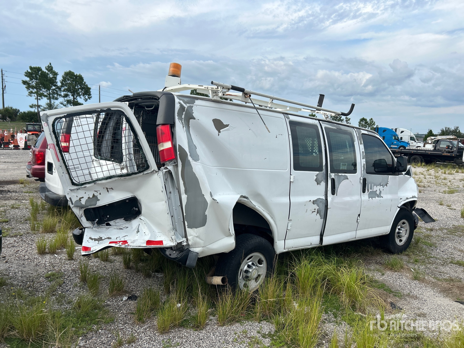 General Appearance with Picture, Right Rear Corner