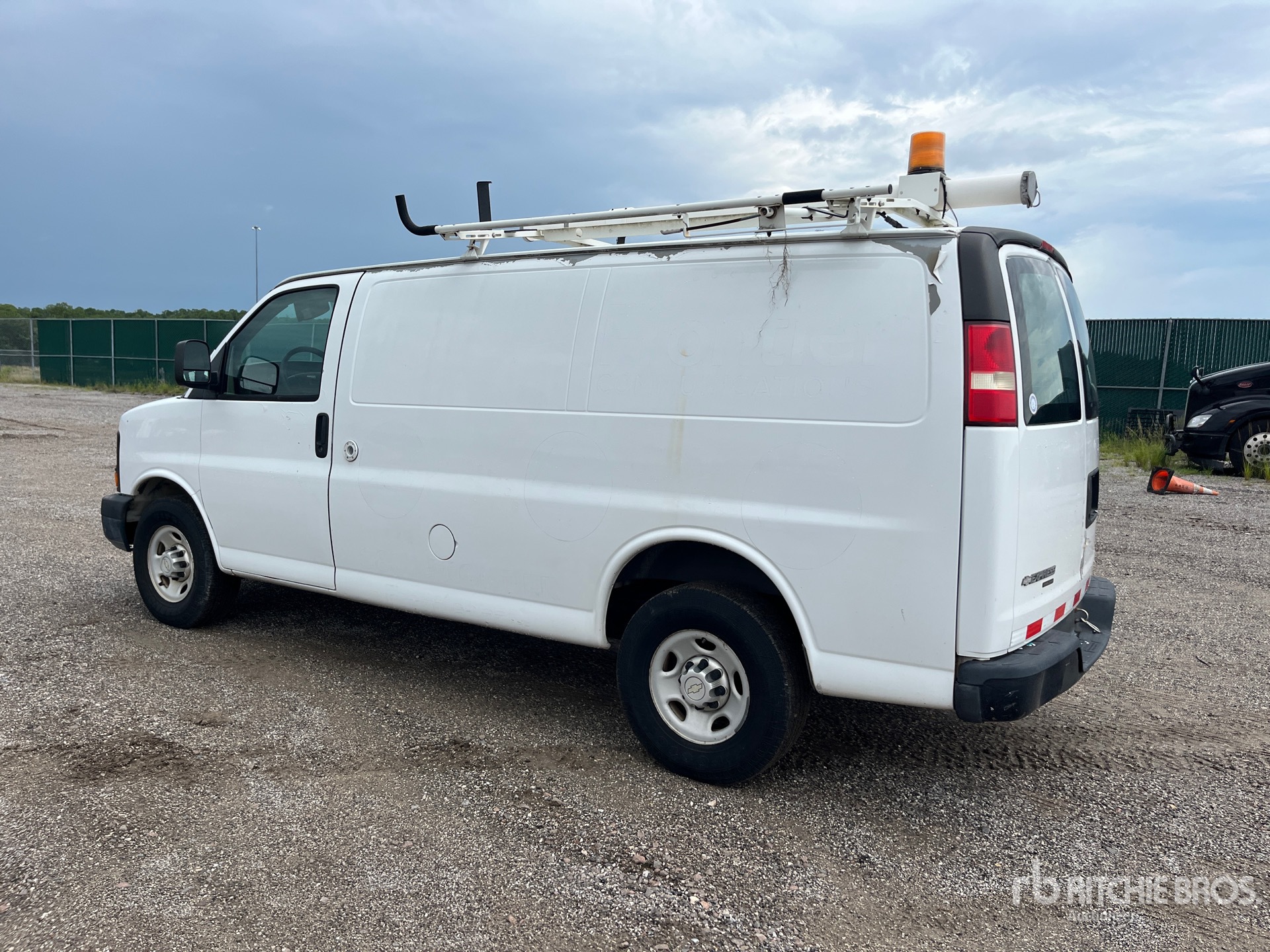 General Appearance with Picture, Left Rear Corner