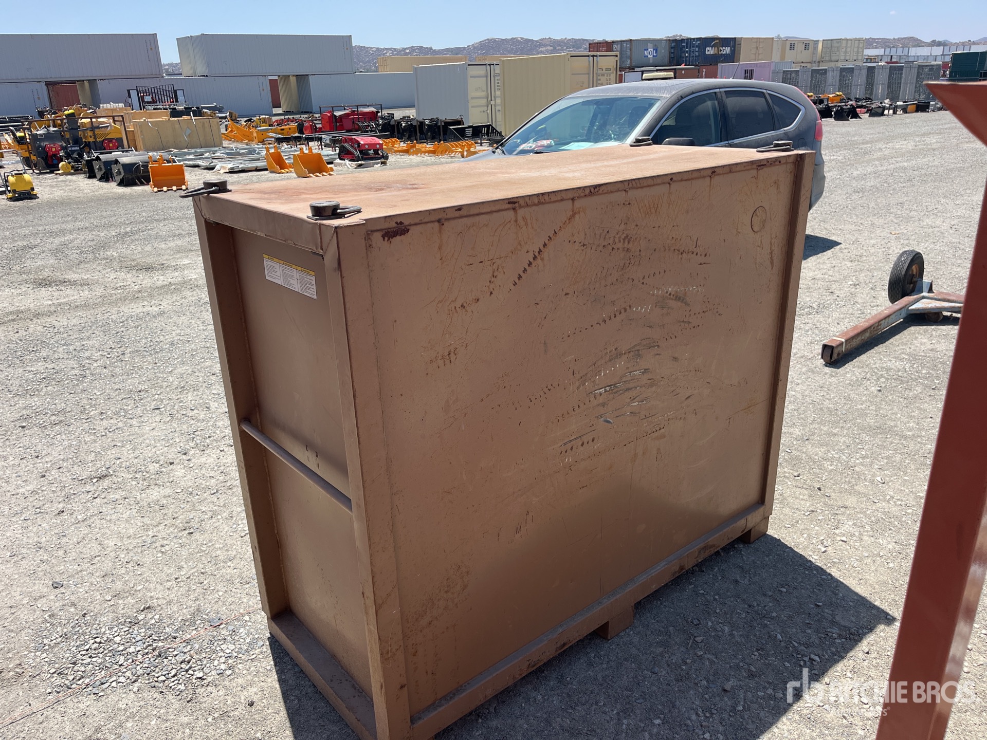 General Appearance with Picture, Left Rear Corner