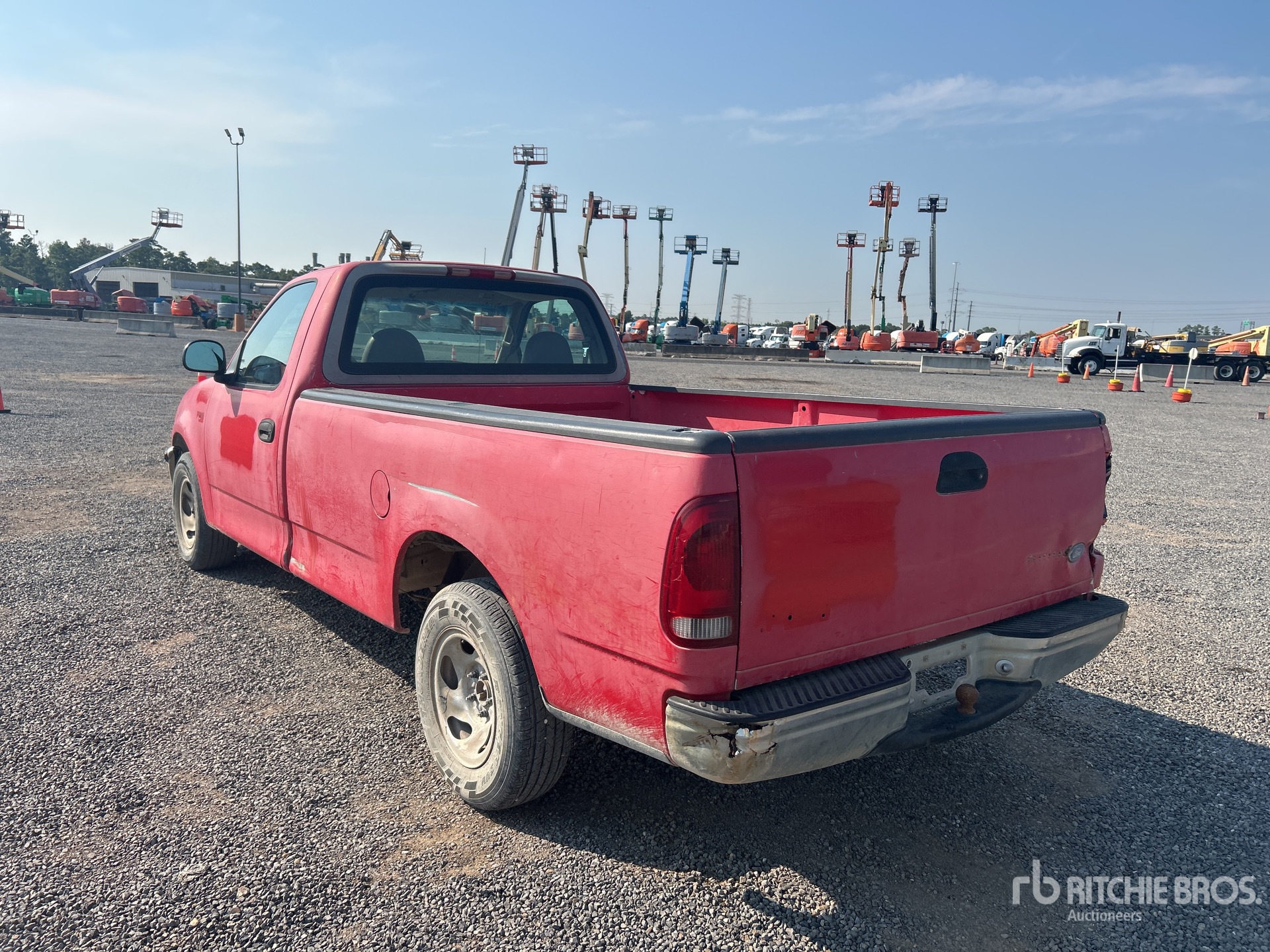 General Appearance with Picture, Left Rear Corner