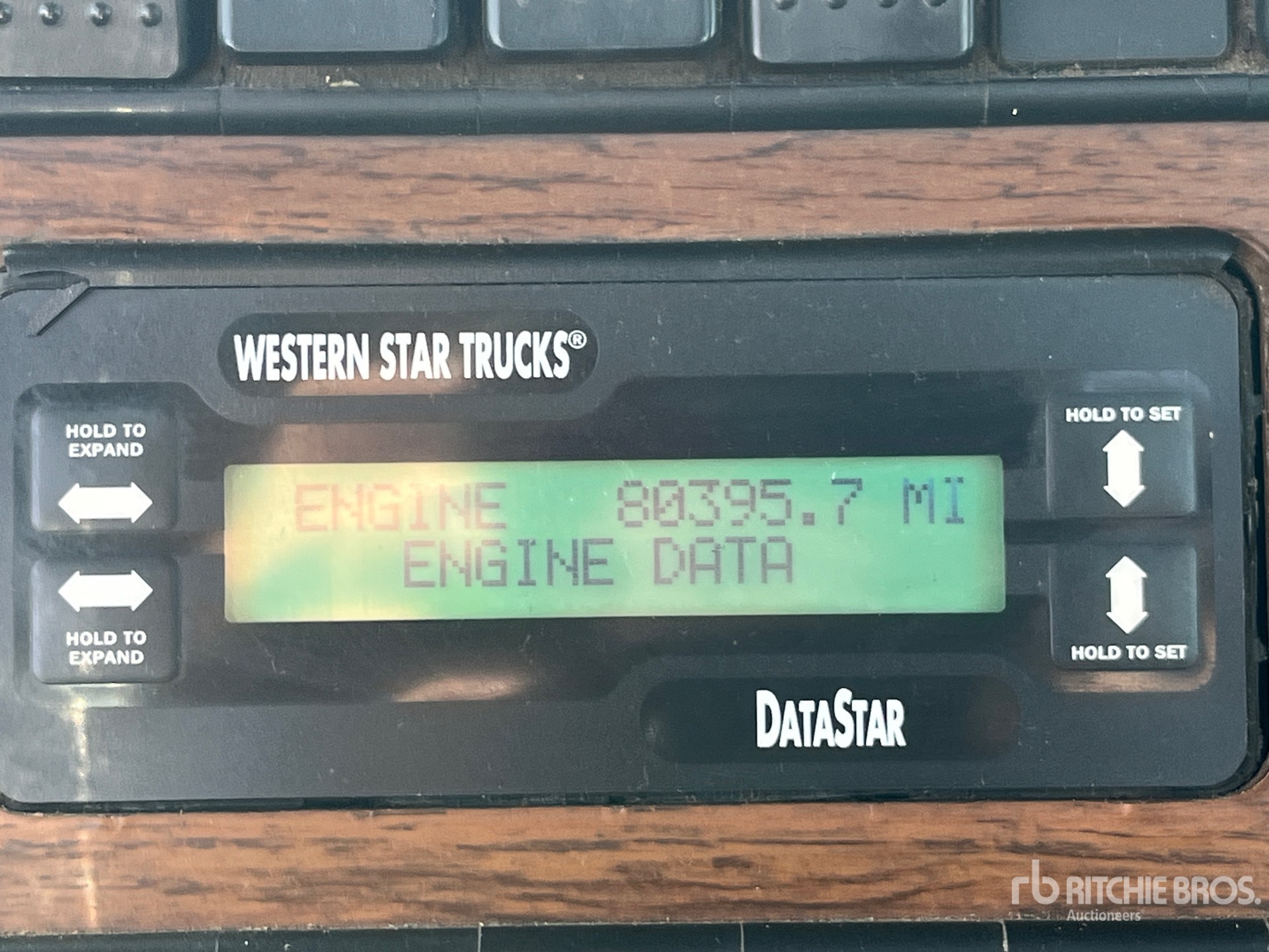 General Appearance with Hour Meter / Odometer