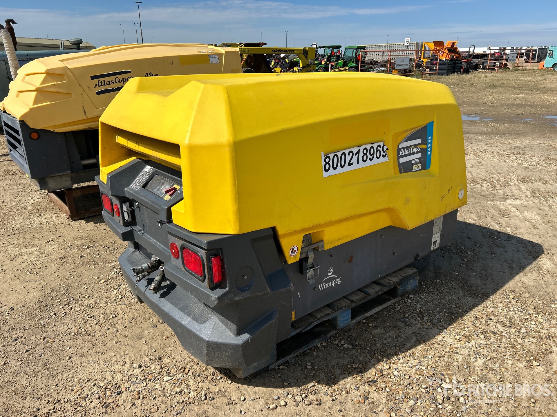 General Appearance with Picture, Right Rear Corner