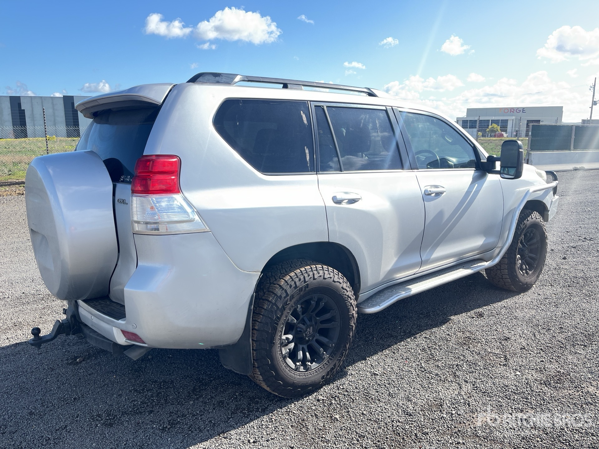 General Appearance with Picture, Left Rear Corner