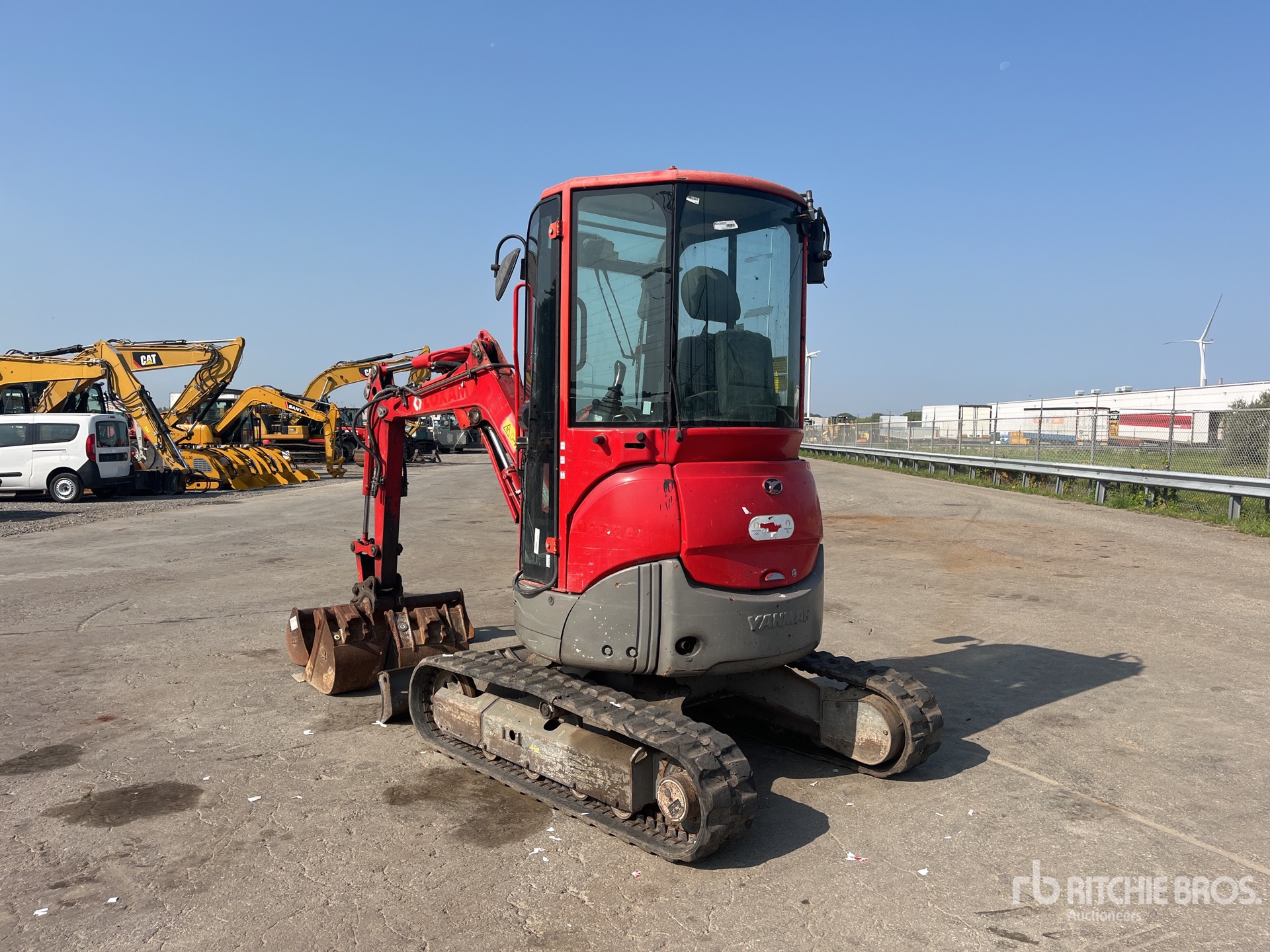 General Appearance with Picture, Left Rear Corner