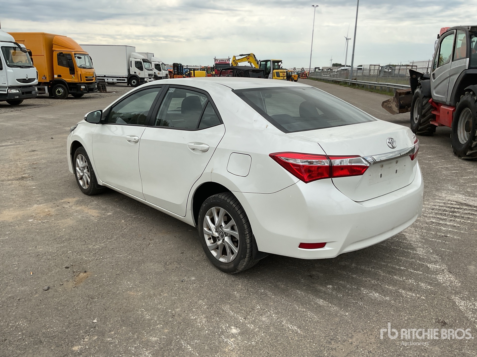 General Appearance with Picture, Left Rear Corner