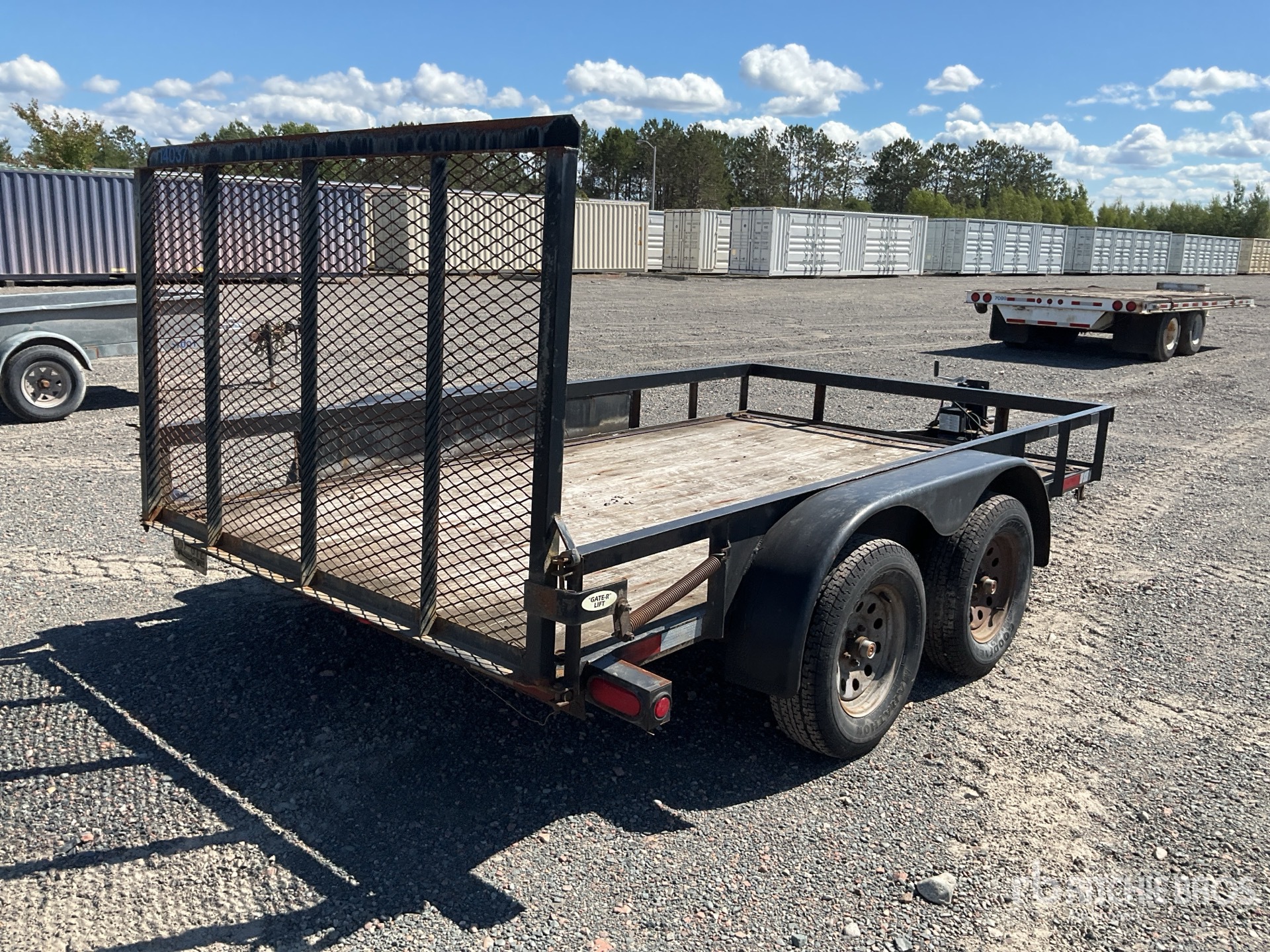 General Appearance with Picture, Right Rear Corner
