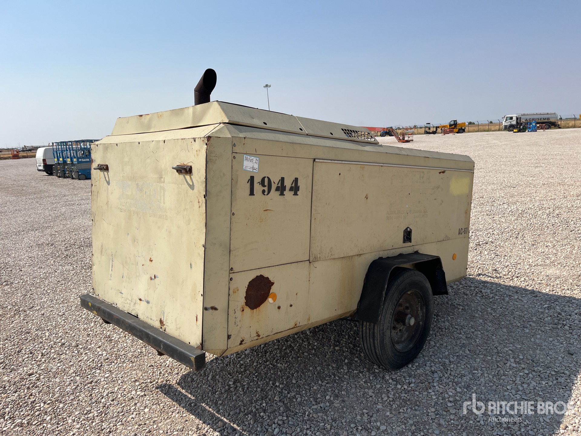 General Appearance with Picture, Right Rear Corner