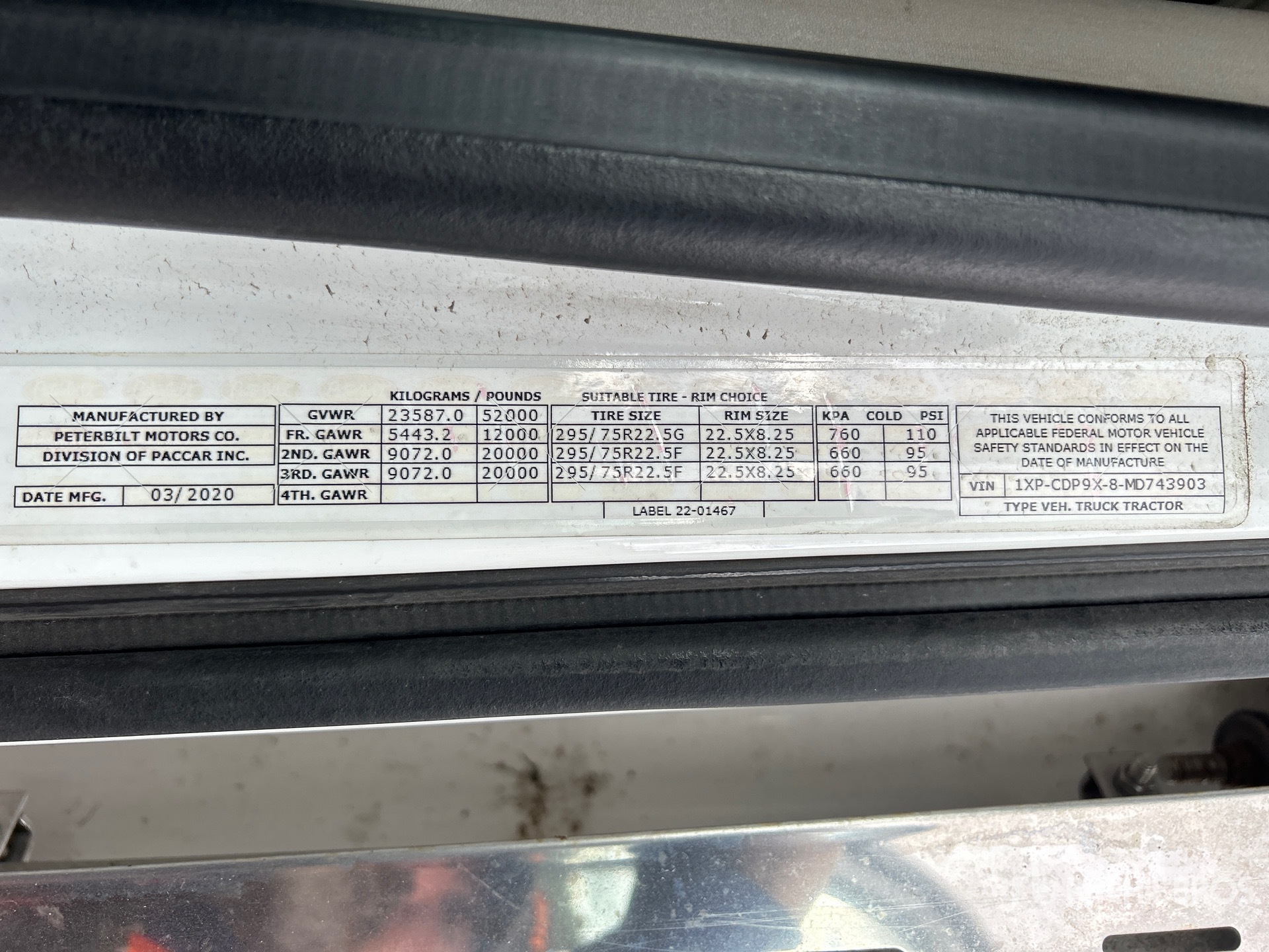 General Appearance with Numéro de série/Numéro d'identification du véhicule automobile