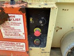 Poste de contrôle inférieur de base with 