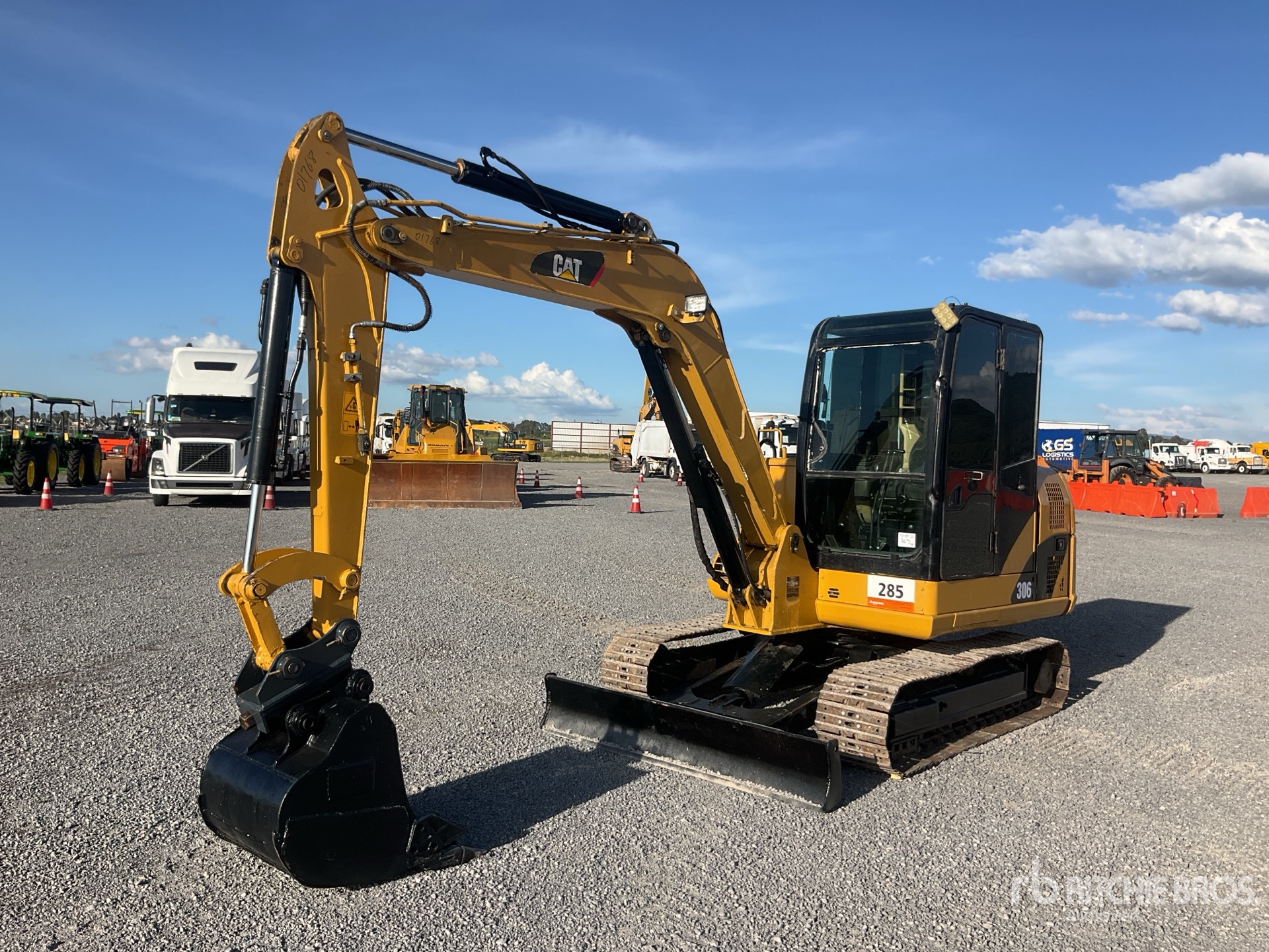 EXCAVADORA 2012 CATERPILLAR 306