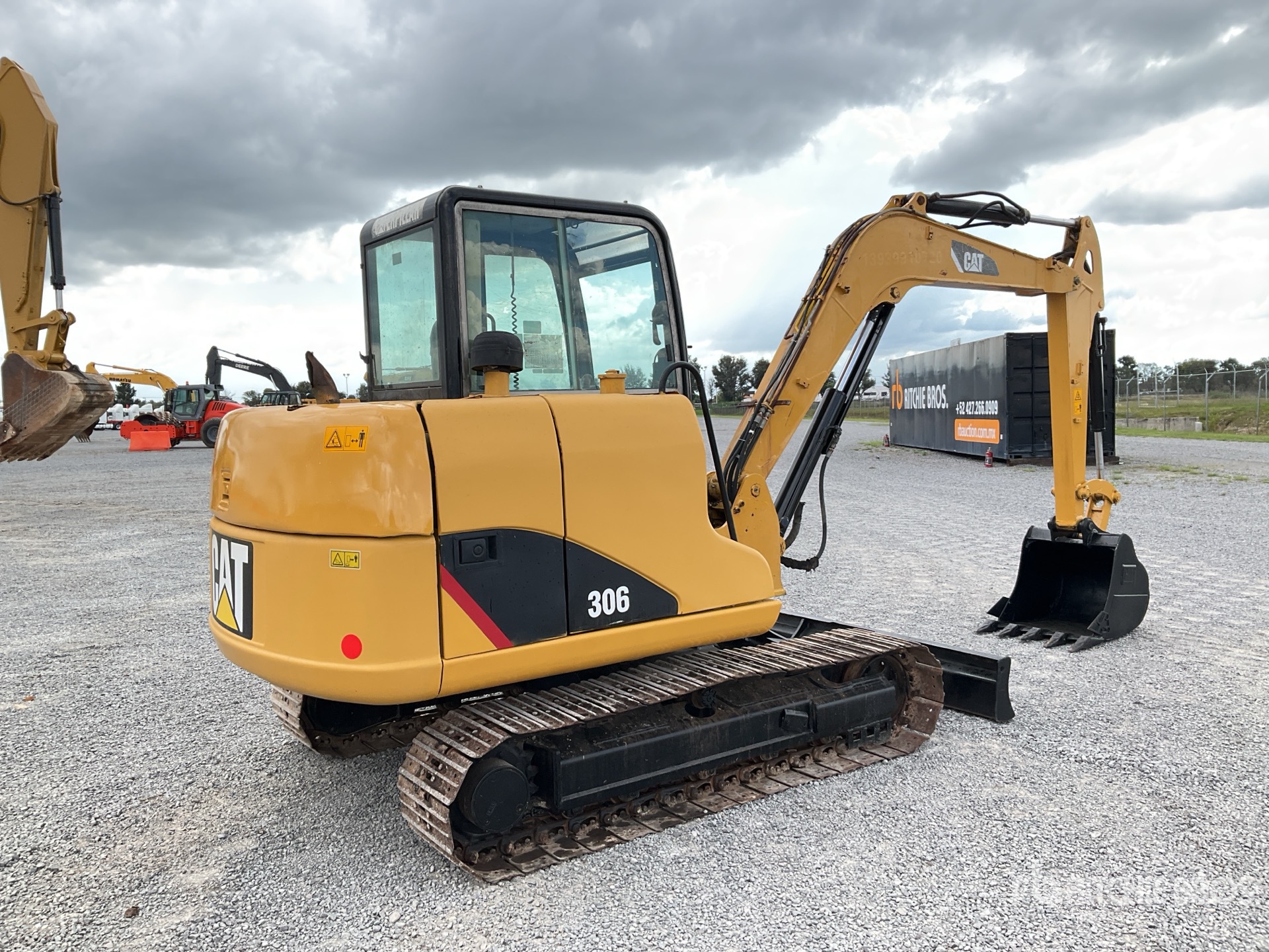 EXCAVADORA 2011 CATERPILLAR 306