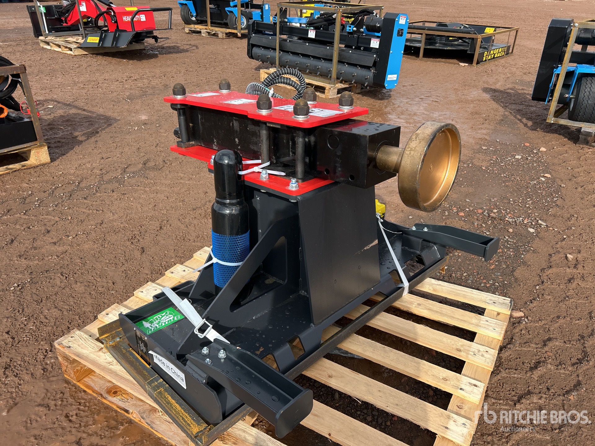 General Appearance with Bild, Ecke vorne rechts