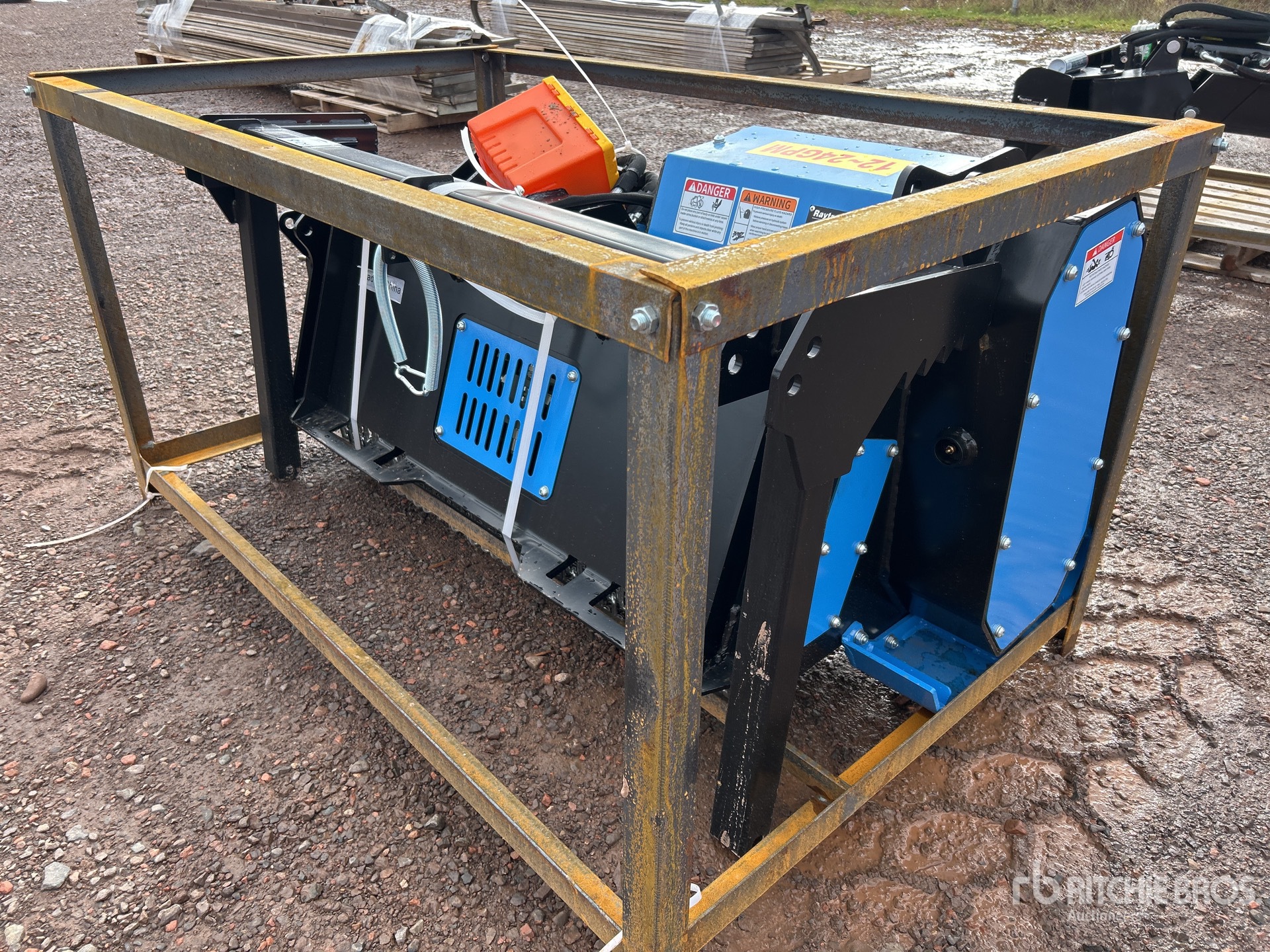 General Appearance with Picture, Right Rear Corner