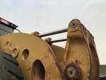 Hydraulics with Bucket Tilt Cylinders